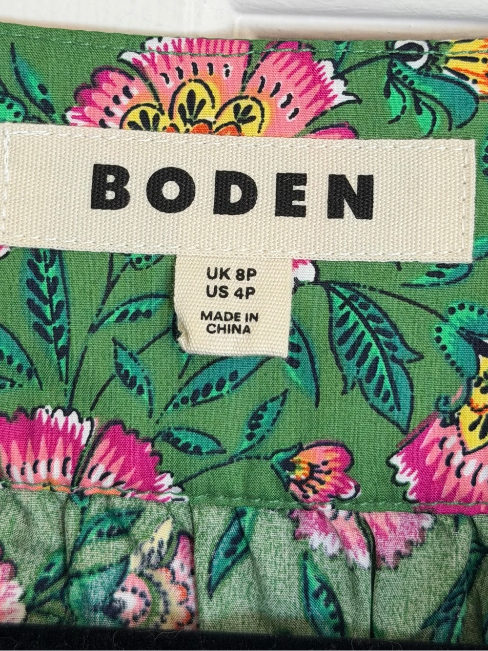 Boden Rhea Embroidered Floral Midi Dress Green Pink US 4P Petite - Picture 3 of 9